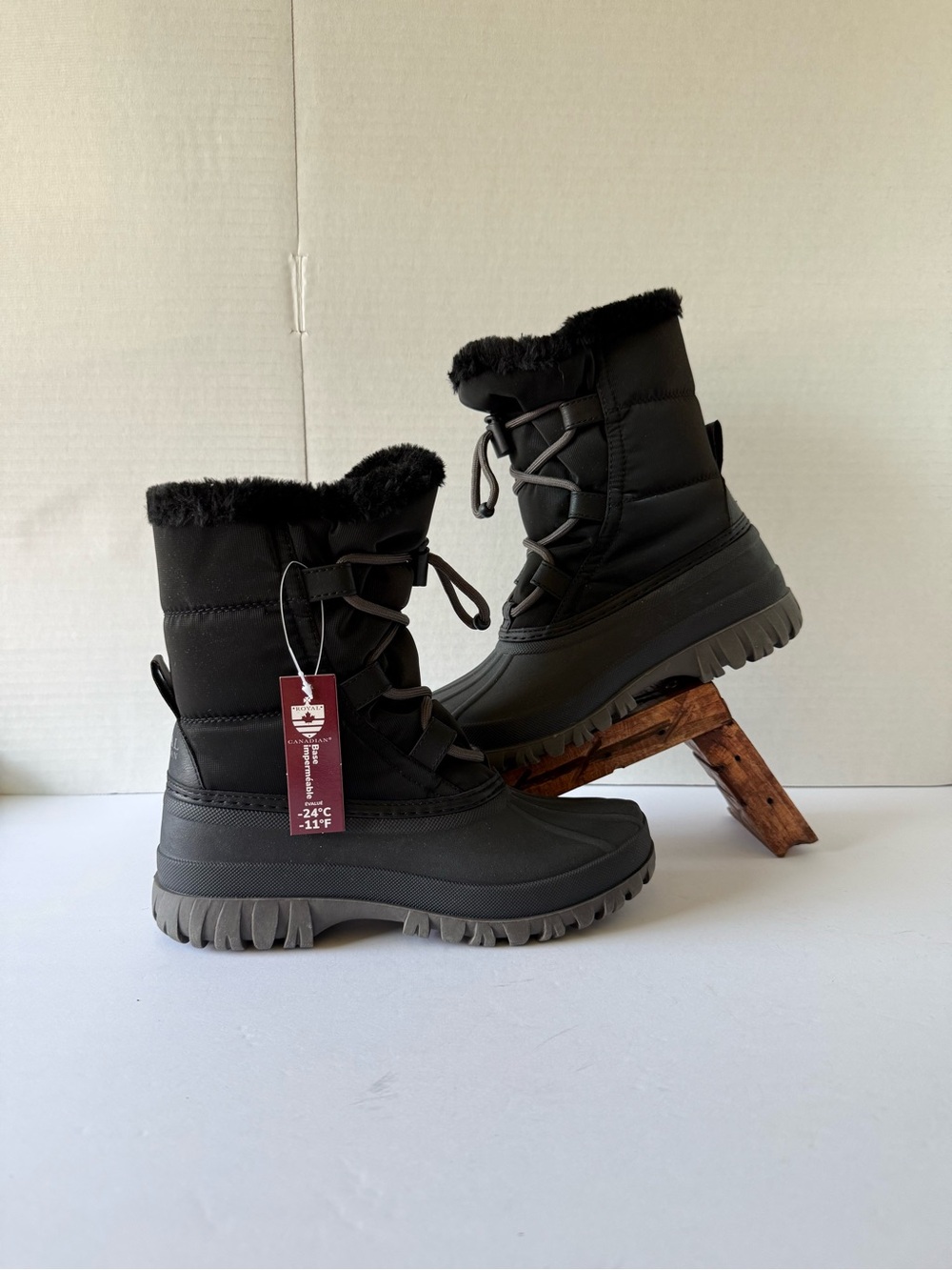Royal Canadian Clinch Winter Snow Boots BlackWomen’s Size 6 Waterproof Base New